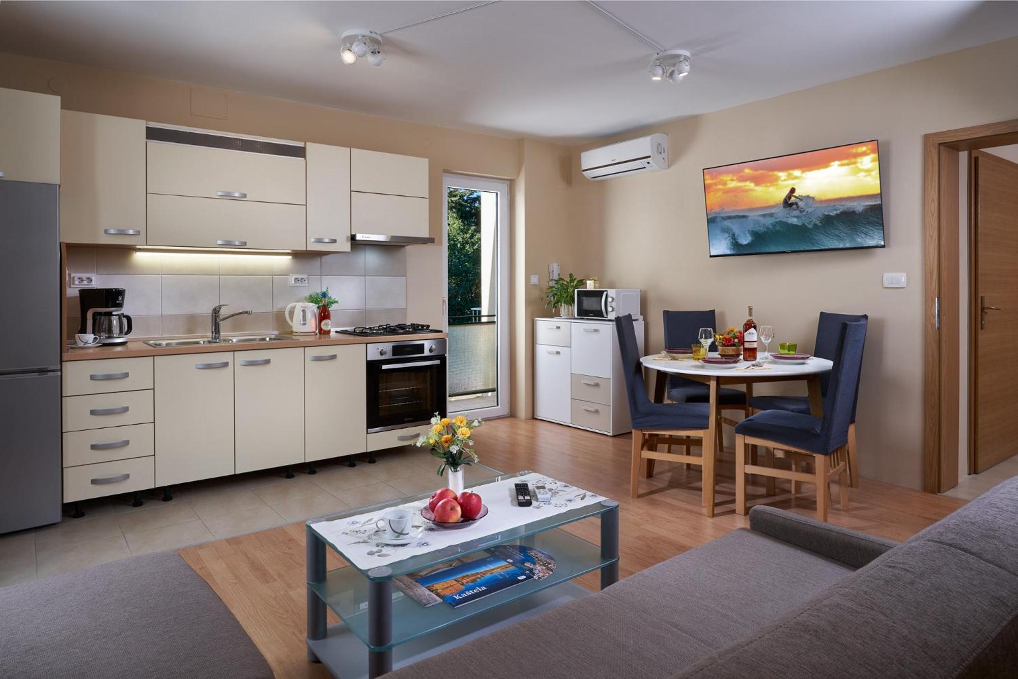 Palmaja Apartment Kaštela Екстериор снимка